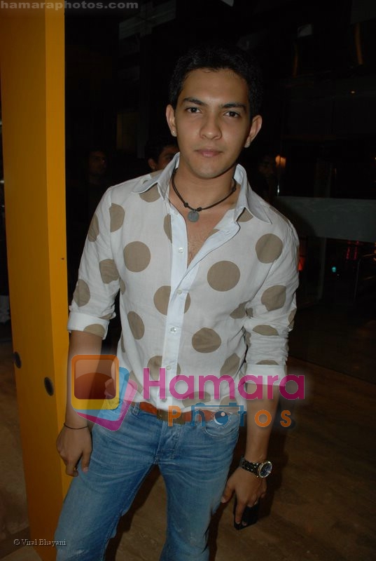 Aditya Narayan at the premiere of Haal E Dil in Cinemax on 19th June 2008