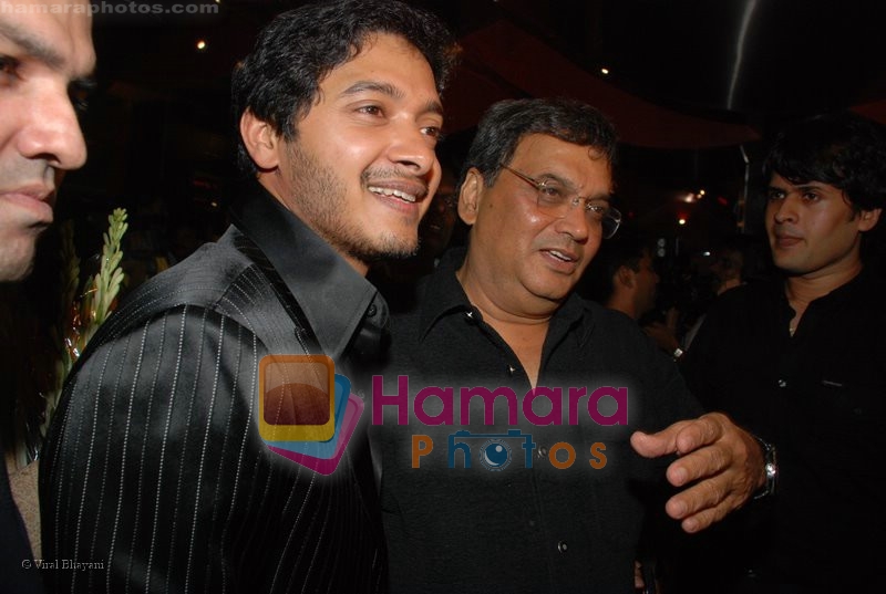 Shreyas Talpade, Subhash Ghai at the premiere of Sanai Chaughde in PVR on 20th June 2008 - Copy
