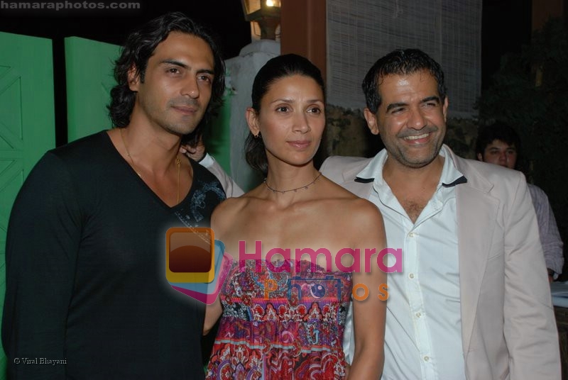 Arjun Rampal with Mehr Jessia Rampal at Olive Launch on July 7th 2008