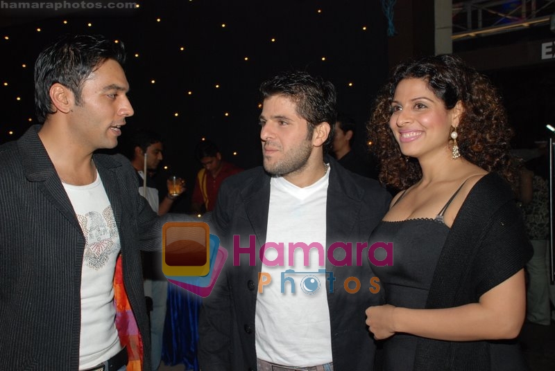 Bakhtiyar Irani, Tanaz Currim at Star One's Zara Nachke Dikha kickstarts in Sports Bar on July 8th 2008