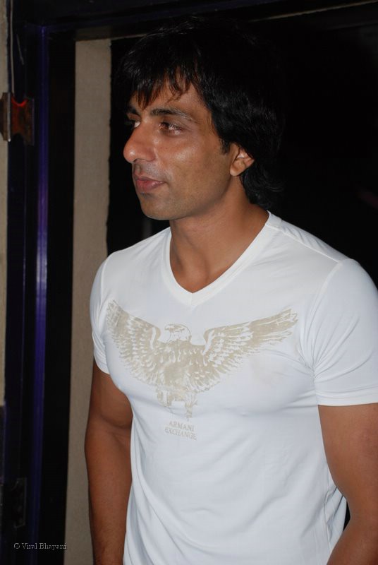 Sonu Sood at the Hancock premiere in Fame Adlabs on July 7th 2008