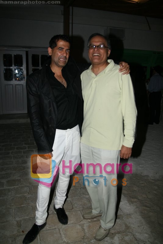AD and Ashwin Kakkar at Olive launch on July 8th 2008