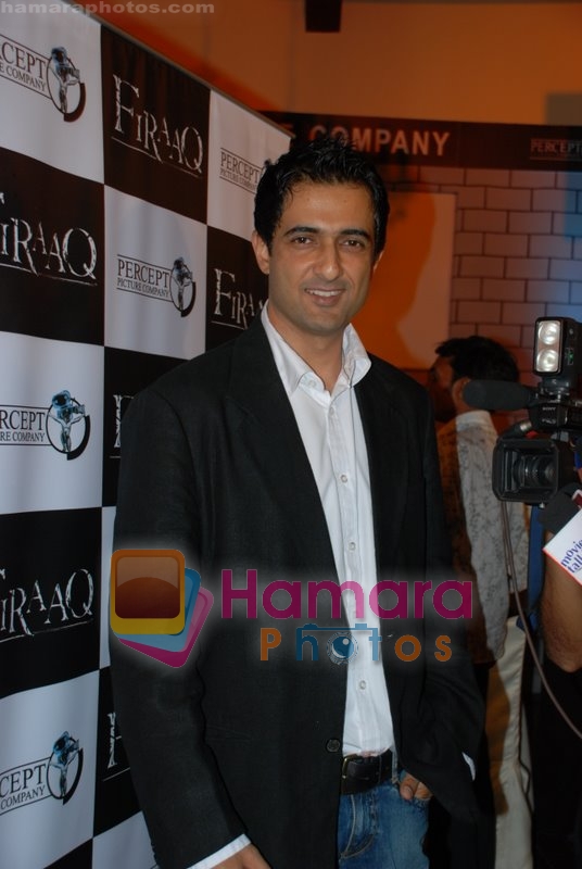Sanjay Suri at the press meet of an upcoming movie Firaaq in Joss, Mumbai on July 8th 2008