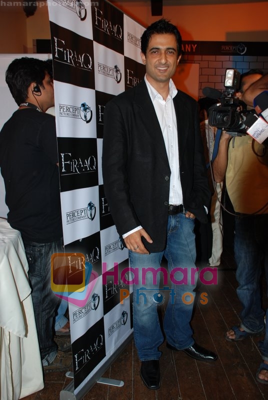 Sanjay Suri at the press meet of an upcoming movie Firaaq in Joss, Mumbai on July 8th 2008