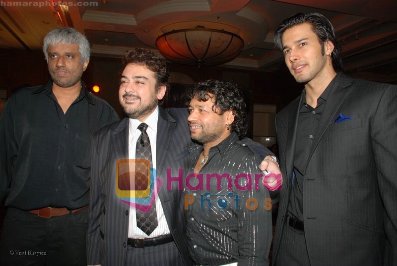 Adnan Sami, Vikram Bhatt, Rajneesh Duggal at the 1920 film book launch on July 9th 2008