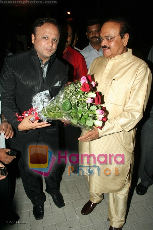 Asif Bhamla at the launch of Cest La Vie in  Bandra on 18th July 2008