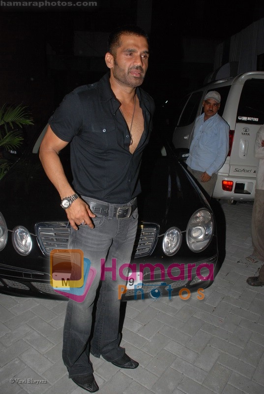 Sunil Shetty at the launch of Cest La Vie in  Bandra on 18th July 2008