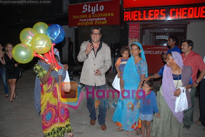 Jackie Shroff at pregnant Chintan Upadhyay's art exhibition in Kala Ghoda on 18th July 2008~0