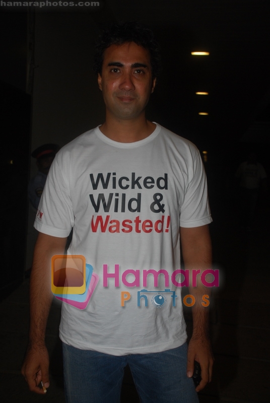 Ranvir Shorey at the _Talli Night_ promotional event of Ugly aur Pagli in Poison on 18th July 2008