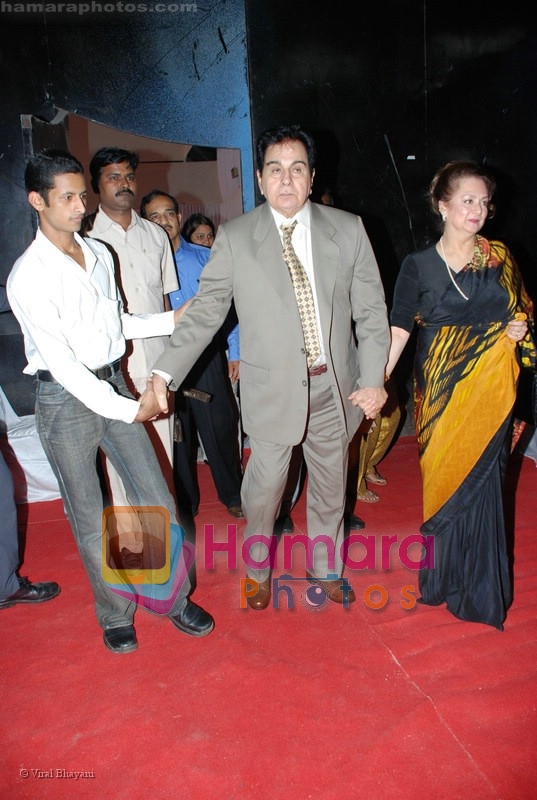 Dilip Kumar, Saira Banu at Whistling Woods convocation ceremony in Film City on 18th July 2008