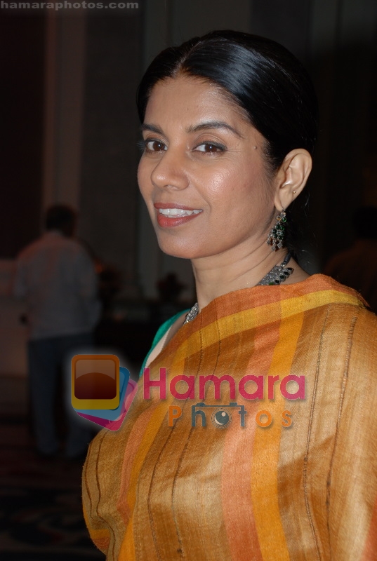 Mita Vashist at Selective poems book launch by Gulzar in ITC Grand Maratha on July 26th 2008