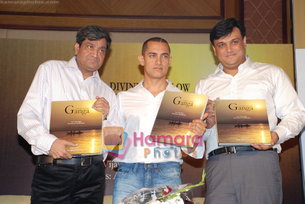 Aamir Kahn at Ganga � A Divinity in Flow Book Launch in Salcette 1 & 2 Taj Lands End, Bandra on July 28th 2008
