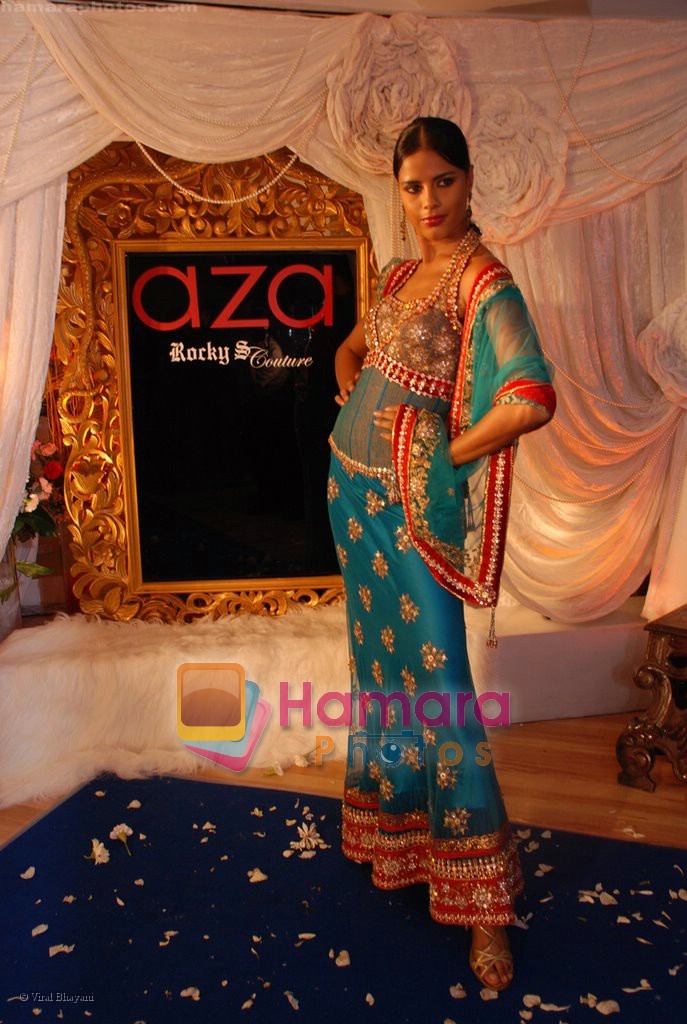 Bhavna Sharma at the launch of the new collection _Aza_ on July 28th 2008 -san