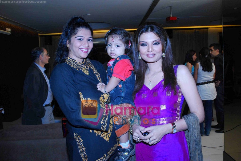 Deepshikha at Amit Behl's brother wedding reception in Fun Republic on July 28th 2008