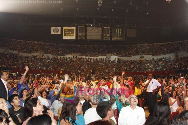 The Crowd during The Unforgettable Tour in San Francisco on July 28th 2008 
