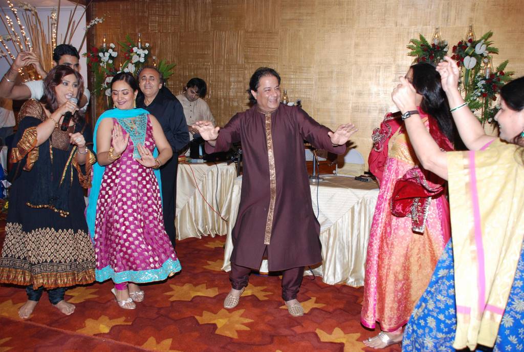 Anup Jalota at Anup Jalota's Birthday Bash in Sunville,Worli on July 29th 2008