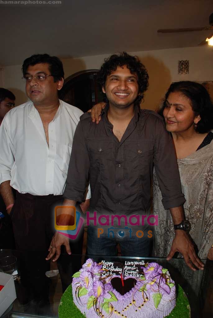 Amit Kumar, Kishore Kumars son Sumit Kumar and wife Leena Chandavarkar gives approval to make a biopic film on Kishore Kumar by UTV in Kishore Kuamr's residence on August 4th 2008 
