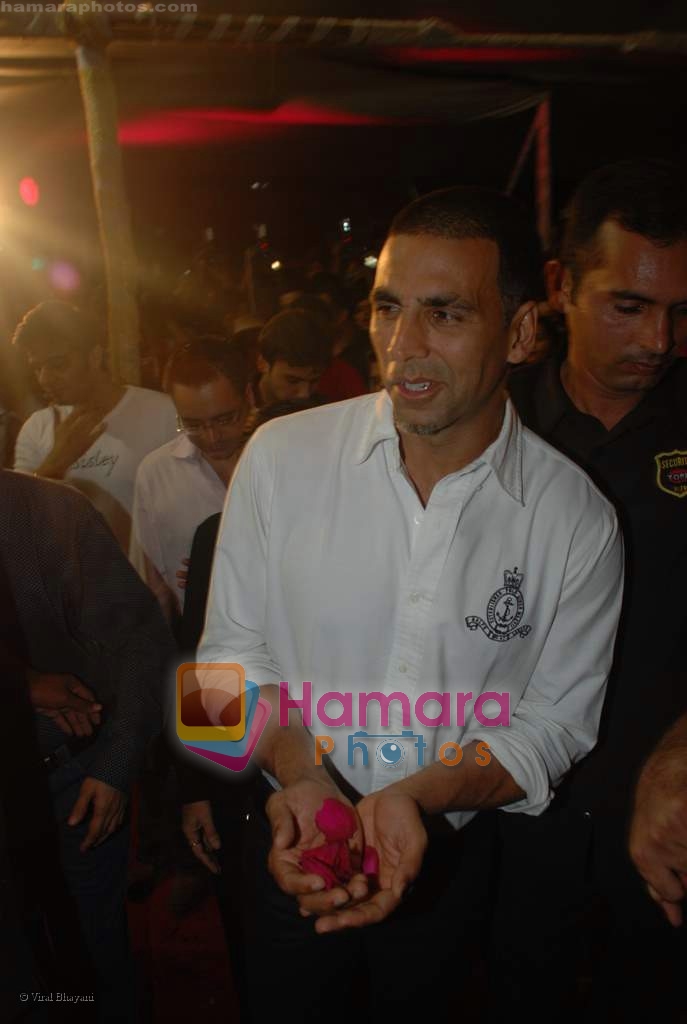 Akshay Kumar at Maan Gaye Mughal-E-Azam Premiere in Fame, Andheri on August 21st 2008 