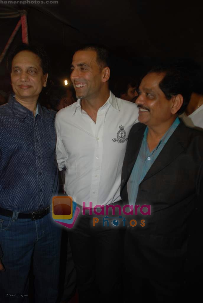 Akshay Kumar at Maan Gaye Mughal-E-Azam Premiere in Fame, Andheri on August 21st 2008 
