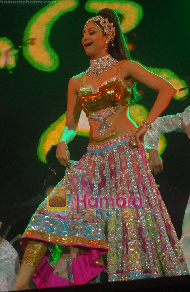 Shilpa Shetty at Unforgettable London Tour on August 25th 2008 