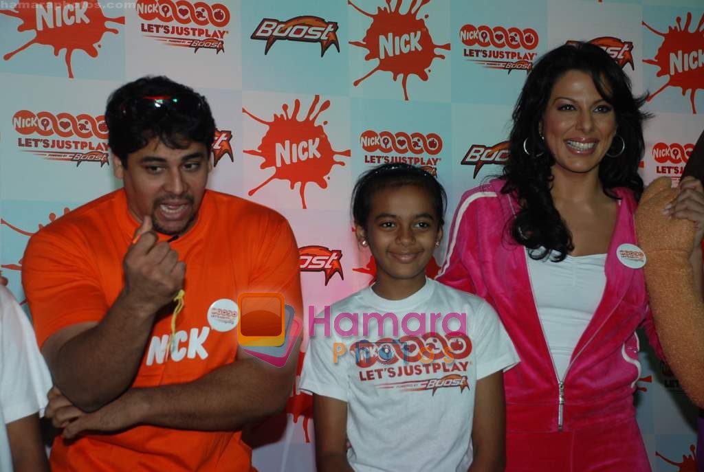 Pooja Bedi at the Launch of Let's Just Play Go Healthy Challenge in Nick on 28th August 2008 