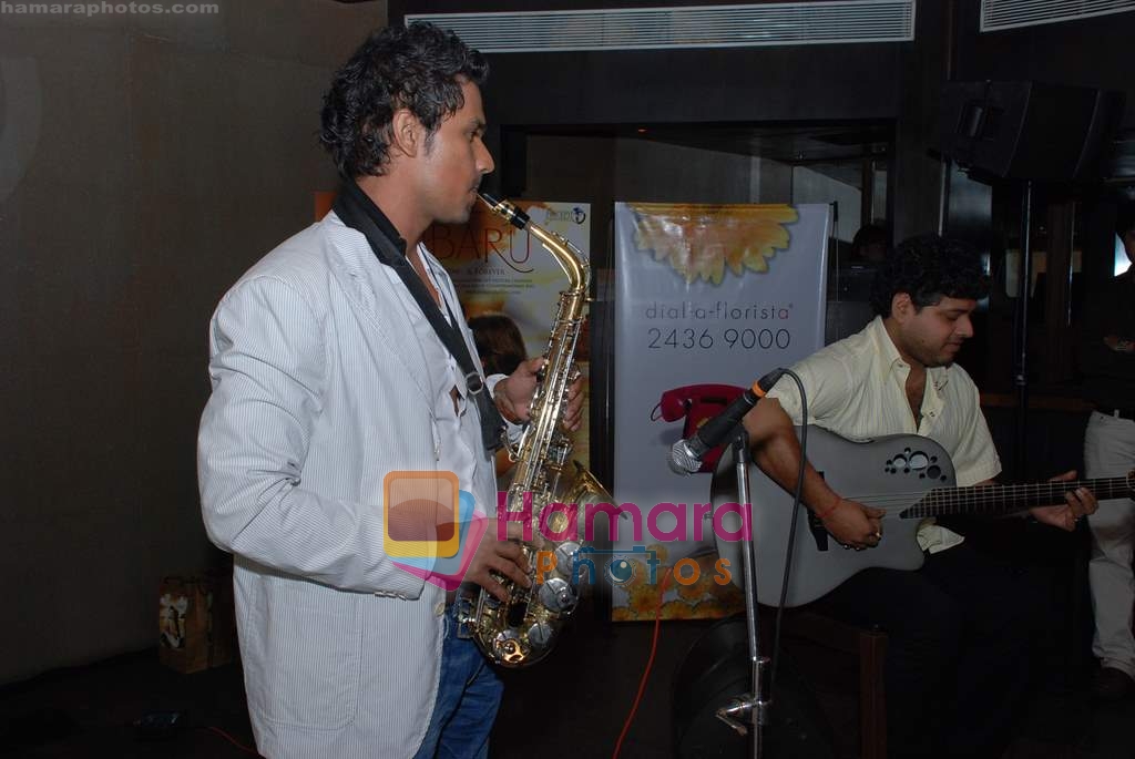 Randeep Hooda at saxophone - Live in Magic on 5th September 2008 