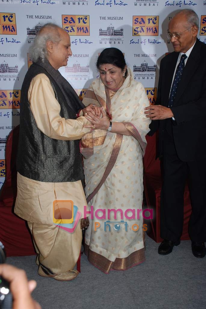 Lata Mangeshkar, Pandit Jasraj at the launch of music exhibition in Prince of Wales Museum on 5th September 2008 
