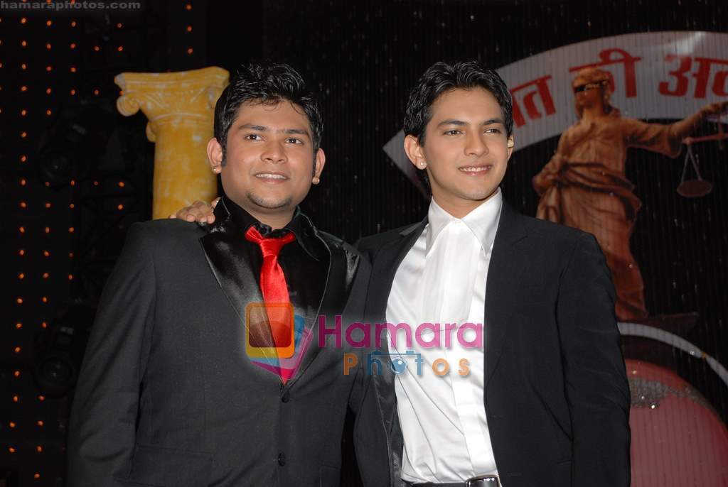 Aneek Dhar, Aditya Narayan at Aneek's album Khwaishein in Famous Studio on 8th September 2008 