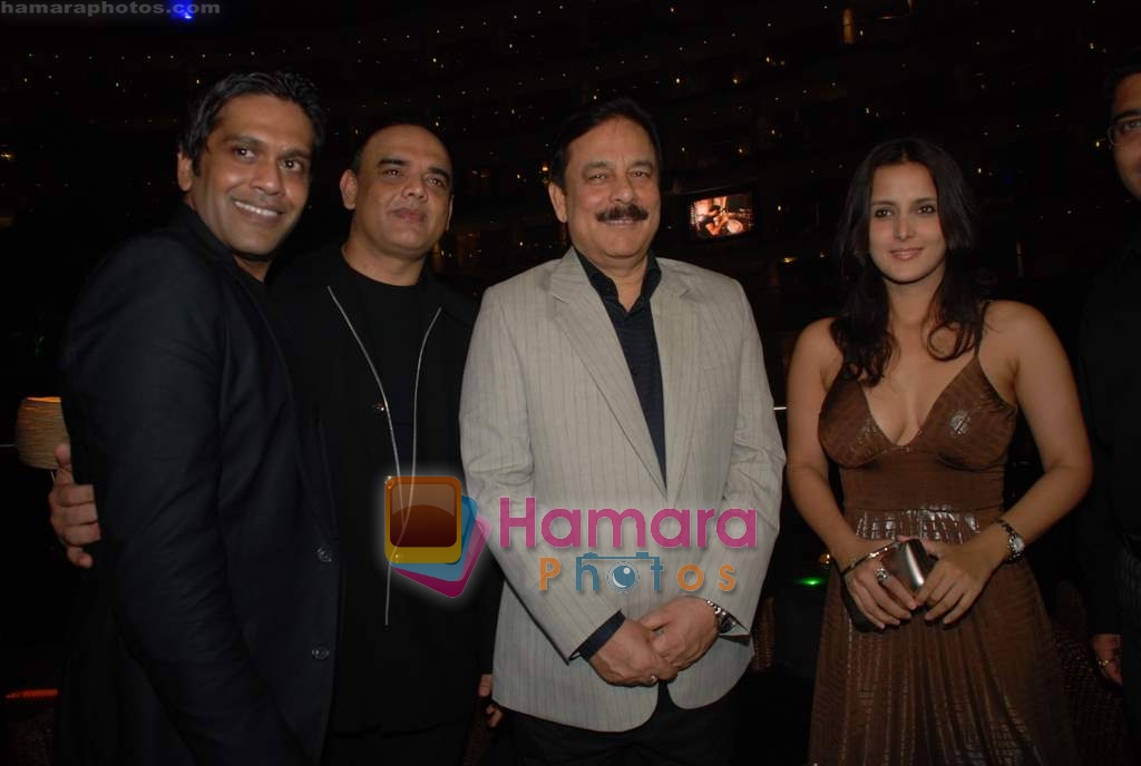 Subrato Roy with Rocky s and Vivek Kumar and Tulip Joshi at the Showcase of Rocky S Club collection at Blender Pride Tour party in Sahara Star on 9th September 2008 