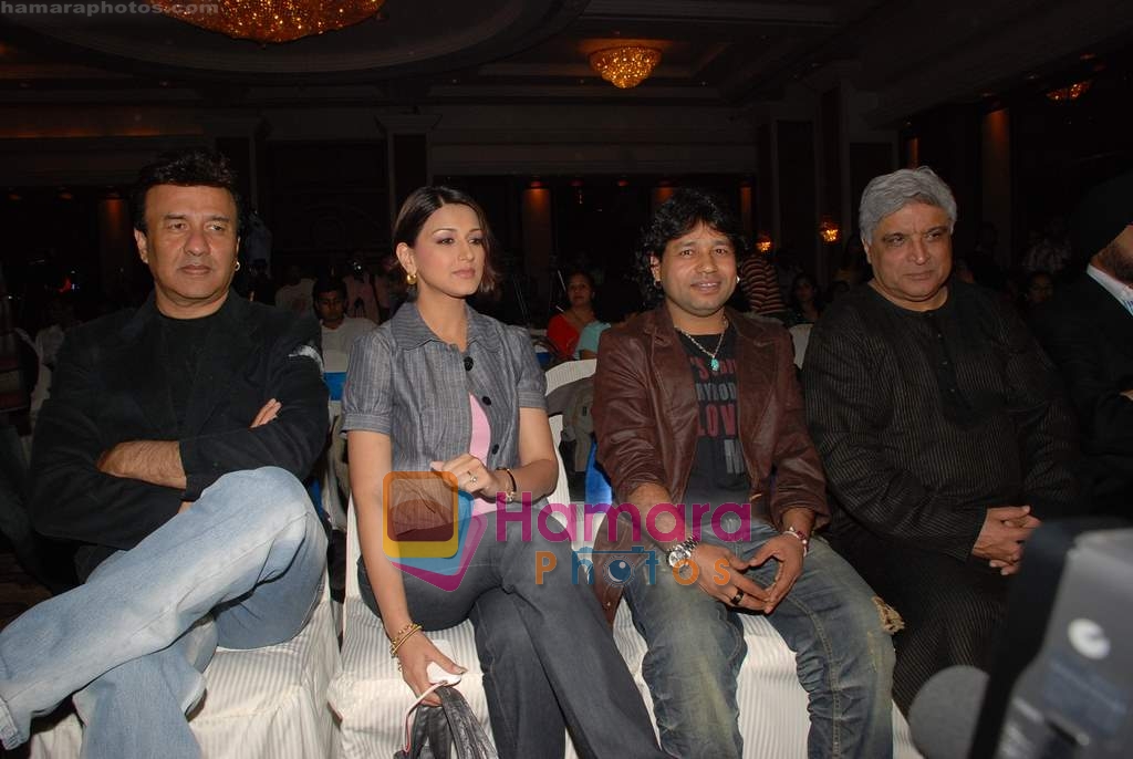 Anu Malik, Sonali Bendre Behl, Kailash Kher, Javed Akhtar at Indian Idol Press Meet on 11th September 2008 