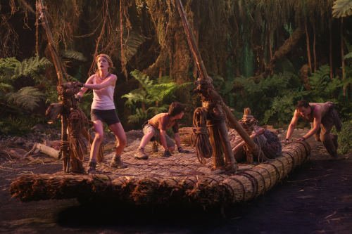 Brendan Fraser, Josh Hutcherson, Anita Briem in a still from the movie Journey to the Center of the Earth 