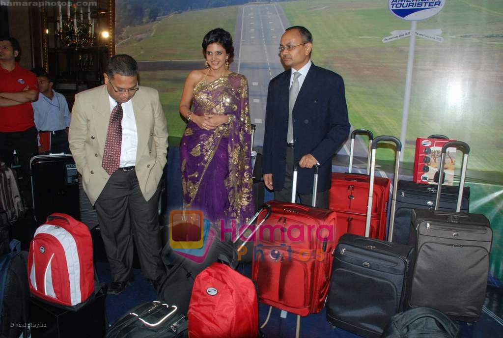 Mandira Bedi at the Luxury suitcase American Tourister in ITC Grand Central on 15th September 2008 