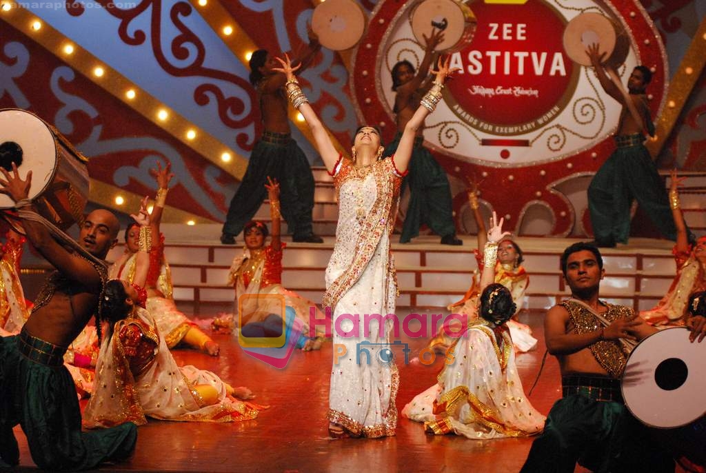 Shweta Tiwari at Zee Astitva Awards 2008 on 17th September 2008 