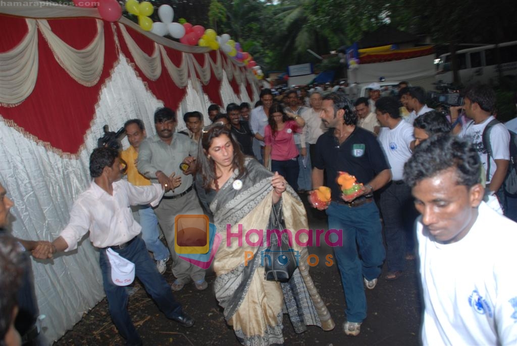Dimple Kapadia at National Cancer Rose Day in King George Hospital on 20th September 2008 