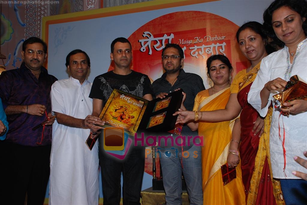 Manoj Bajpai, Sudesh Bhosle at the Audio Release of Maiya Ka Darbar in Iskon Temple on 26th September 2008 