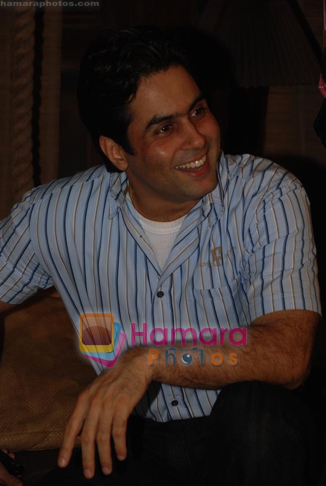 Aman Verma at Hrishikesh Pandey's son's Birthday Party in Kino's Cottage, Versova on 26th September 2008 