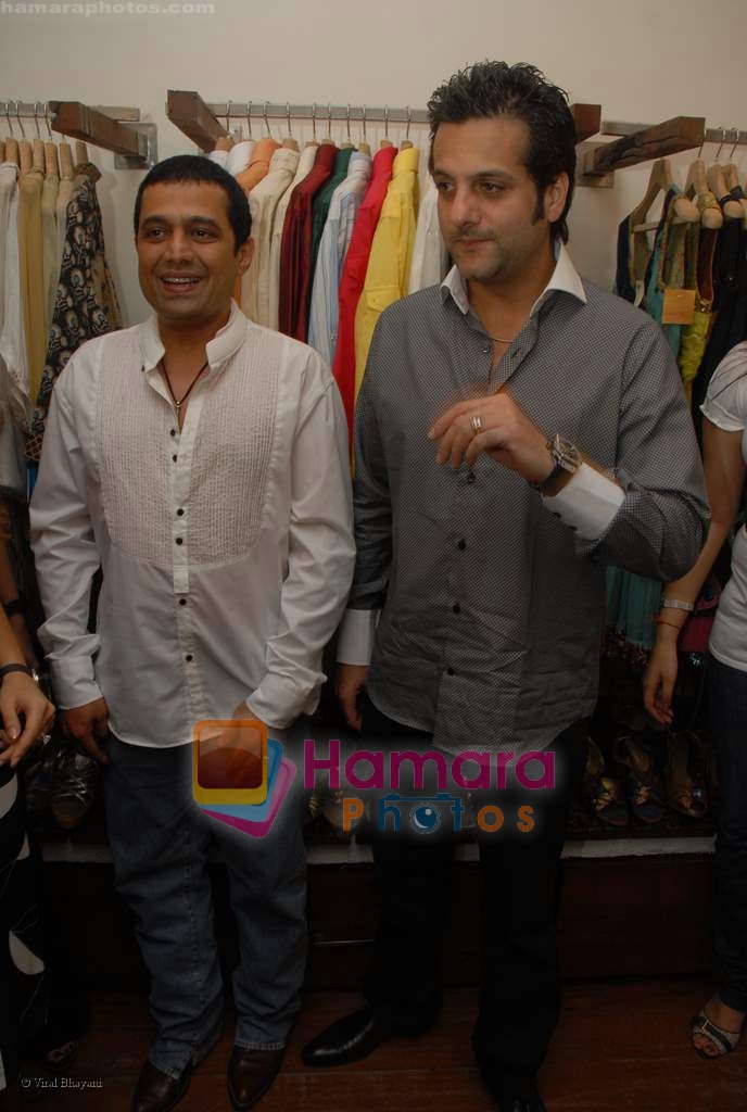 Fardeen Khan at Shahid Aamir's Cypress event in Bandra, Mumbai on 6th october 2008 