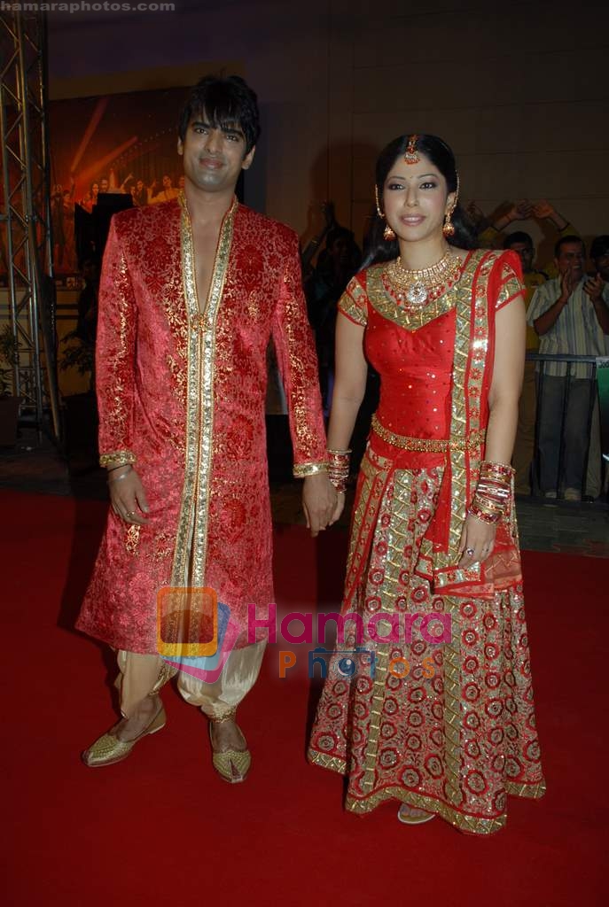 Mohit Malik and Addite Shirwaikar at Nach Baliye 4 red carpet in Malad on 13th October 2008 