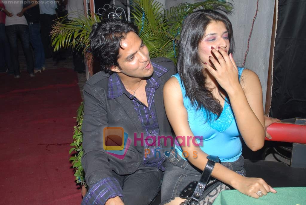 Rajveer Sharma, Megha Chatterjee at actor Rajveer's birthday in Paradise Rain Forest on 14th October 2008 