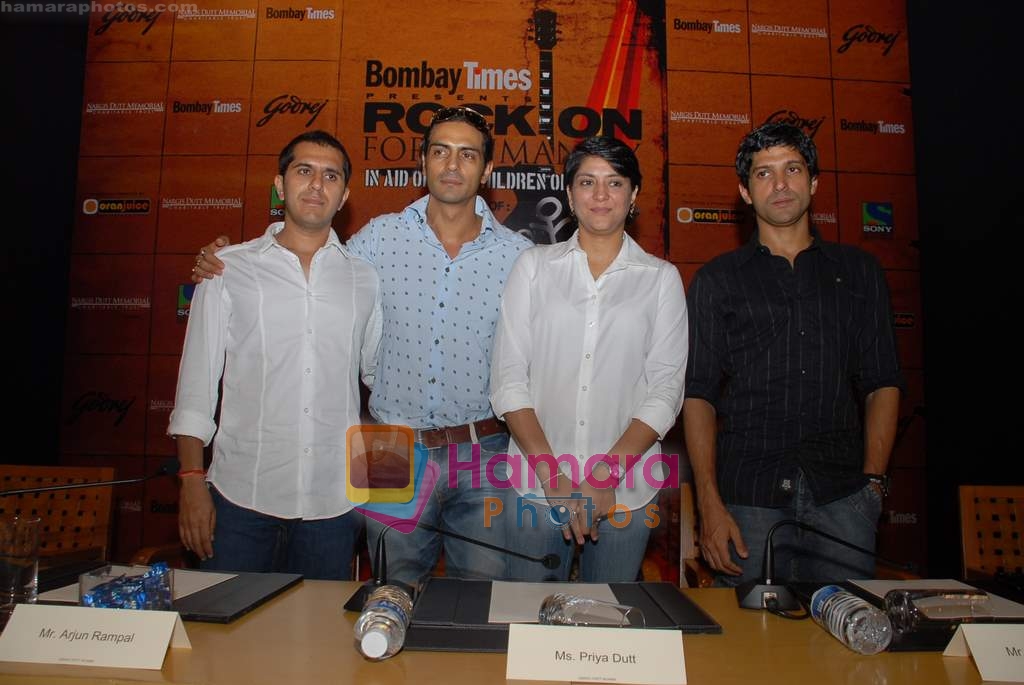 Ritesh Sidhwani, Arjun Rampal, Priya Dutt, Farhan Akhtar at Press conference to announce Rock On for Humanity charity concert in Mumbai on 17th October 2008 