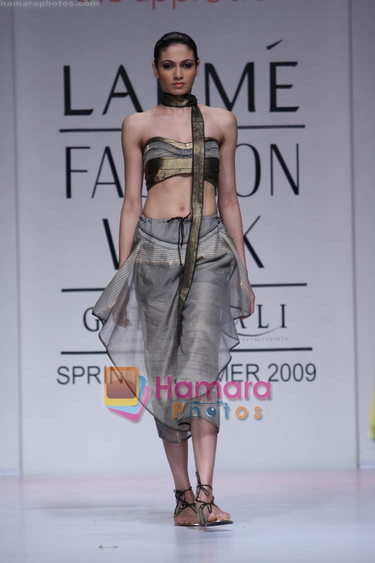 Model Walk the ramp for Rahul Mishra Show at Lakme Fashion Week 2009 