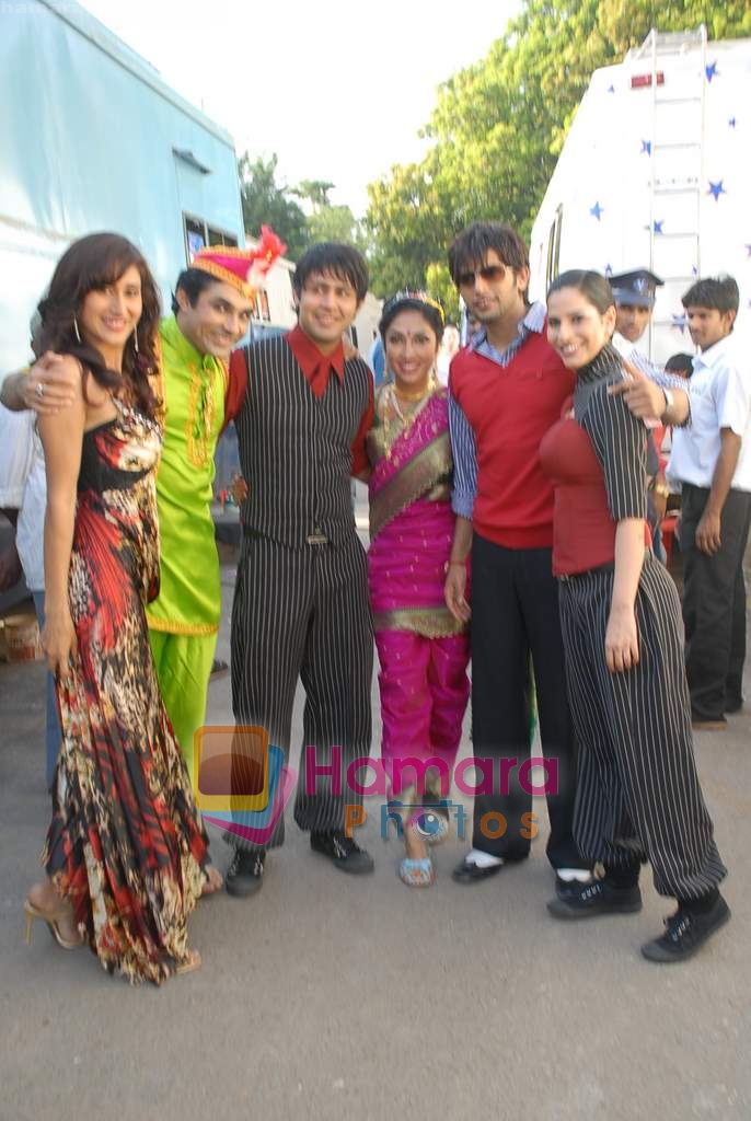Mouli Ganguly and Mazher at the promotion of EMI film on the sets of Nach Baliye in Film City on 3rd November 2008 