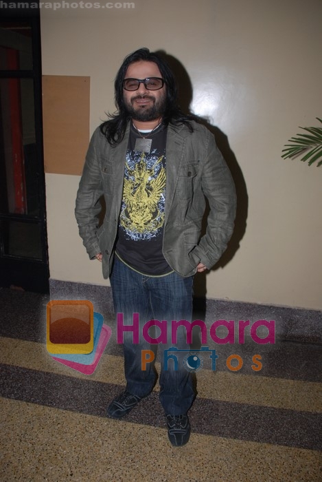 Pritam Chakraborty on the sets of Sa Re Ga Ma in Famous on 3rd November 2008 