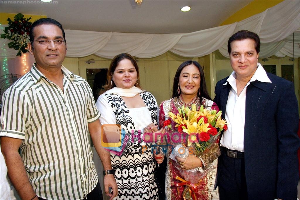 Abhijeet, Guest,  Jasvinder Narula & Jatin Pandit at the Celebration of Jaspinder Narulas doctorate in music on 18 th November 2008 