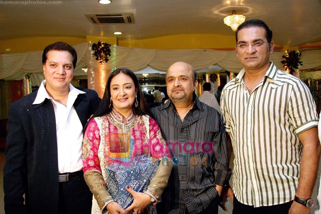 Jatin Pandit,  Jasvinder Narula, Sameer & Abhijeet at the Celebration of Jaspinder Narulas doctorate in music on 18 th November 2008 