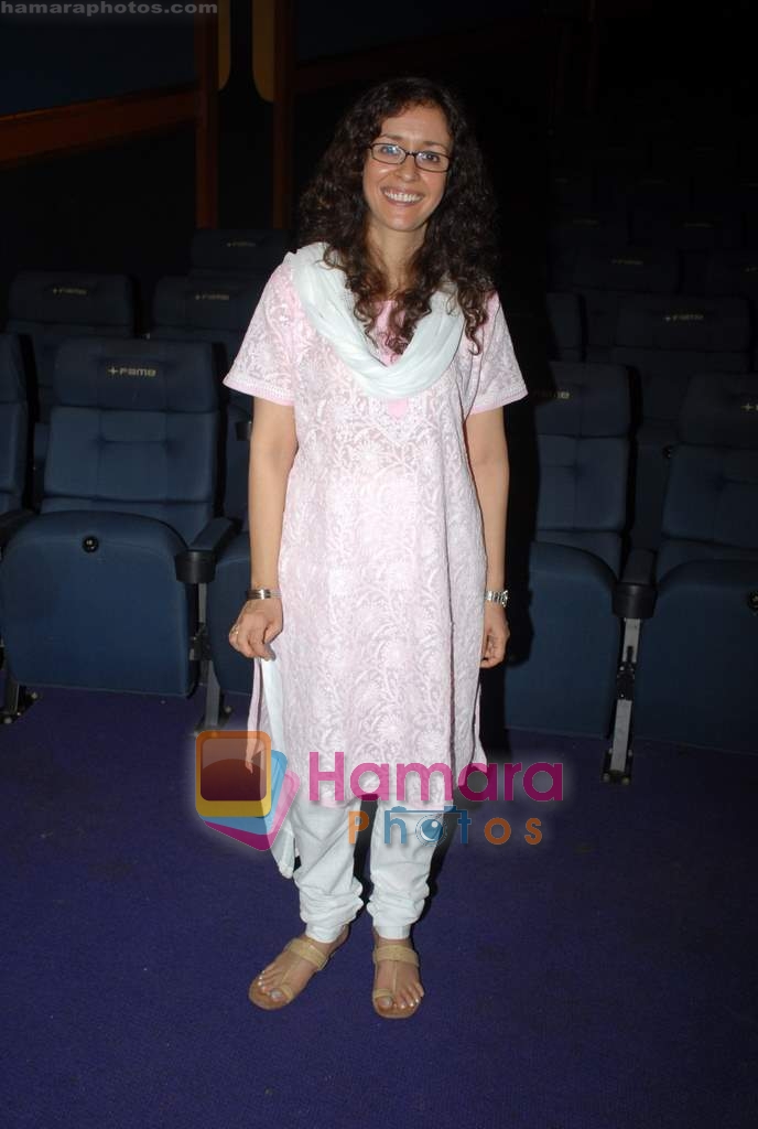 Shernaz Patel at the Press conference of The President Is Coming in Fame Malad on 18th November 2008 