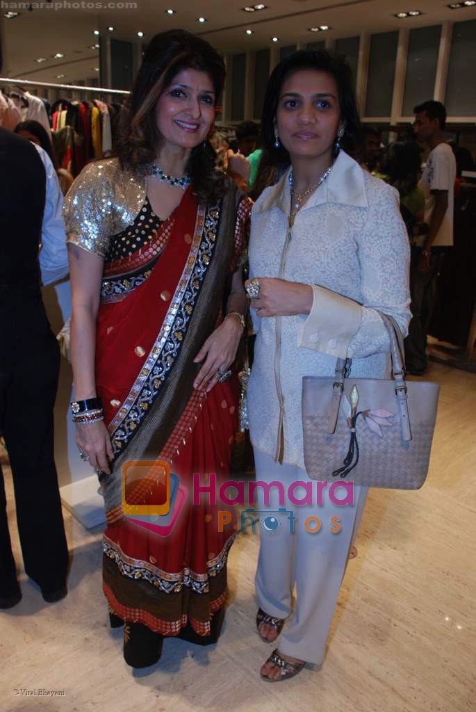 at fashion store Re launch in Bhulabhai Desai Road on 25th November 2008