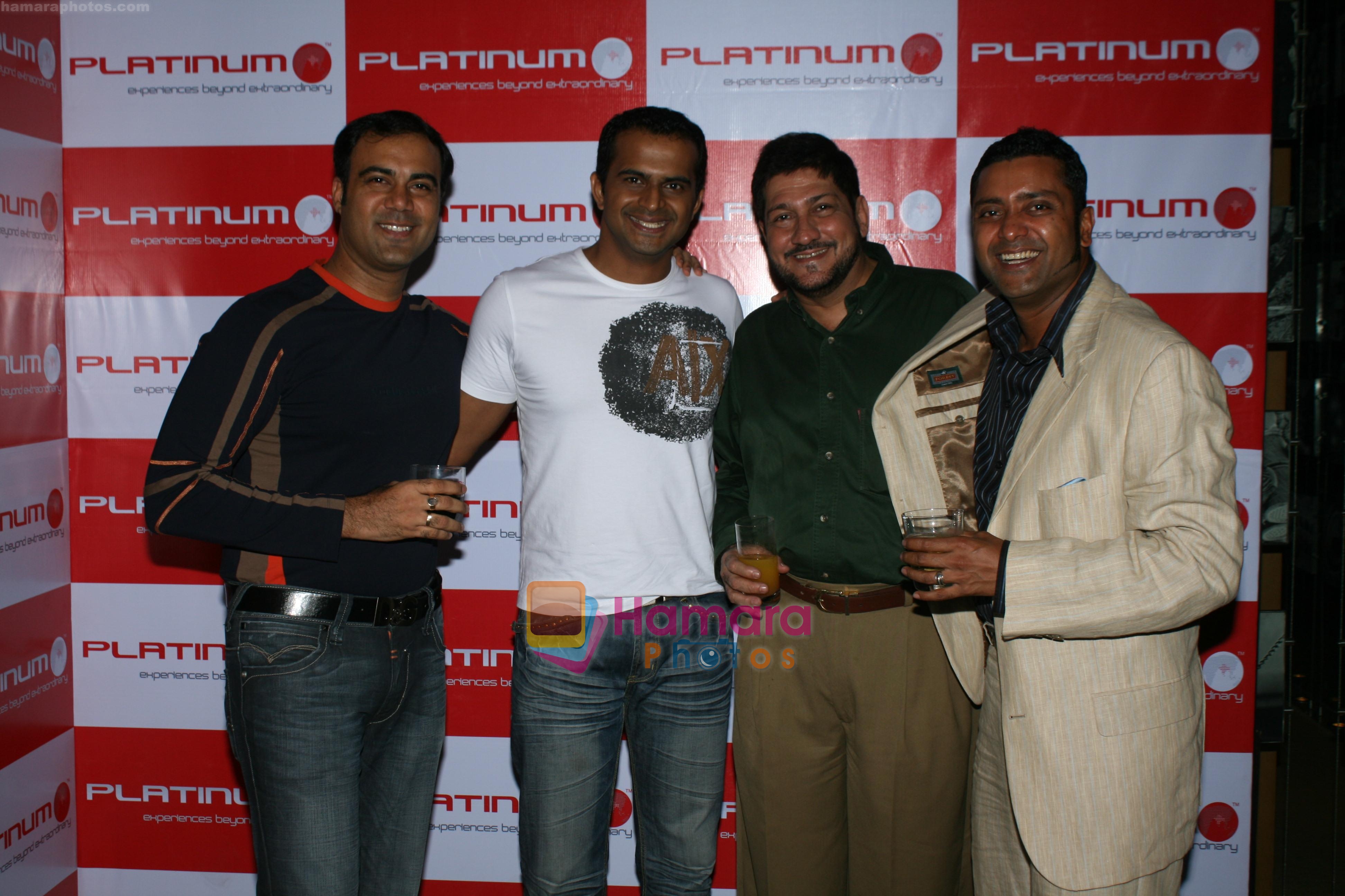 Sushil Wadhwa with Sidharth Kannan,Fahad Currim & Ash Chandler at the celebration of Platinum 6th Anniversary in Four Seasons on 23rd November 2008 