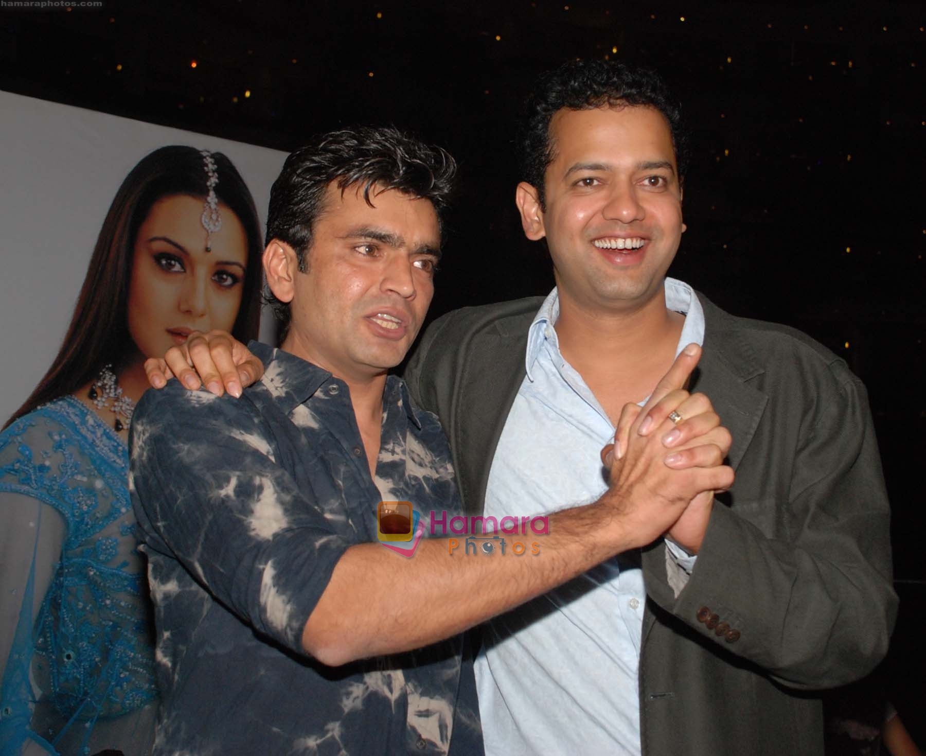 Raja Chaudhary, Rahul Mahajan at the party invited by Zulfi Syed for inmates of Bigg Boss on 26th November 2008 