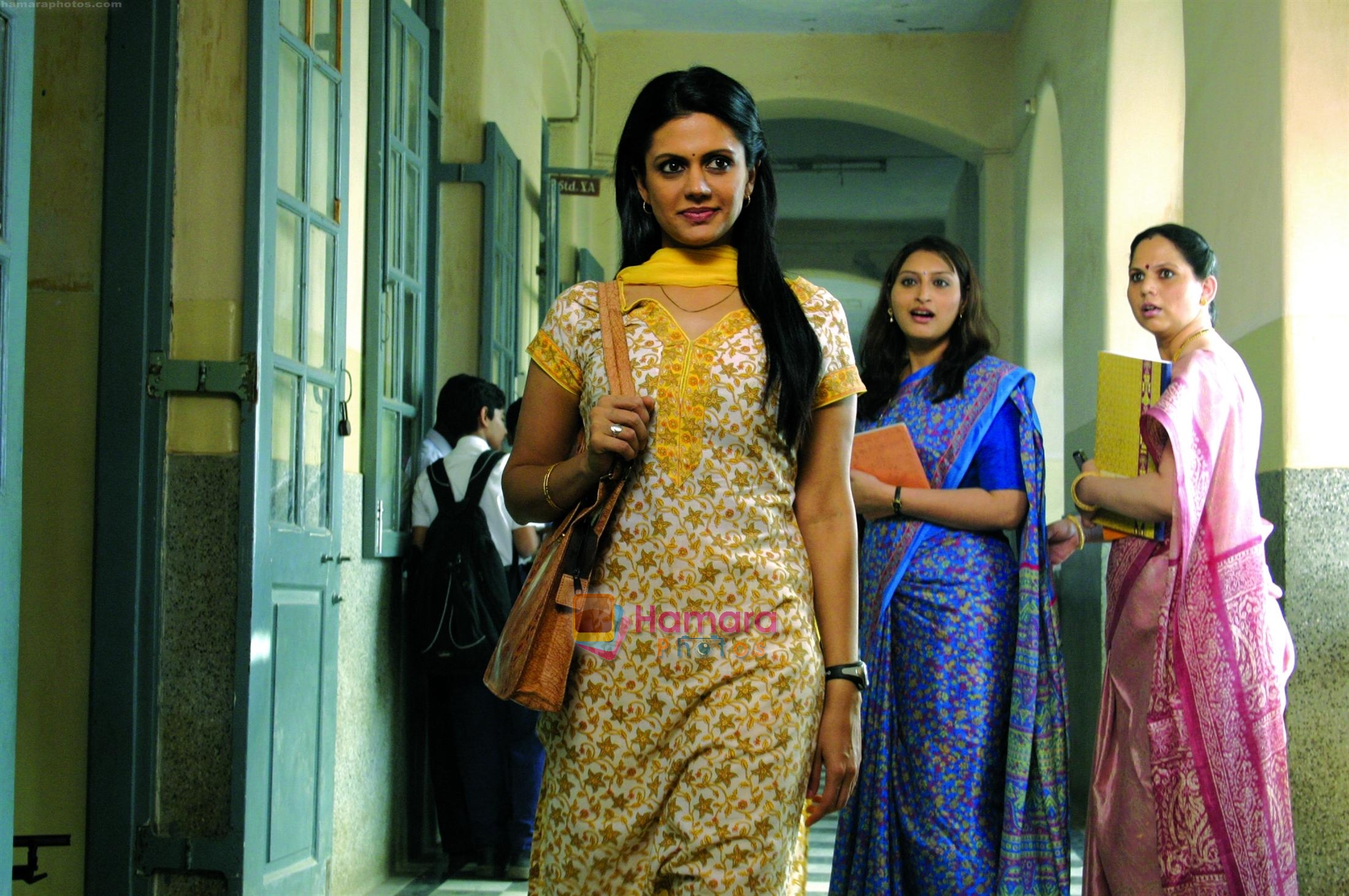 Mandira Bedi in the Still from Movie Meerabai Not Out  